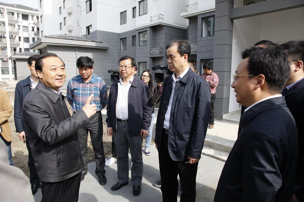 扬州市四套班子领导到南邮通达学院调研