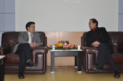 亨通董事长_亨通集团董事长背景(2)