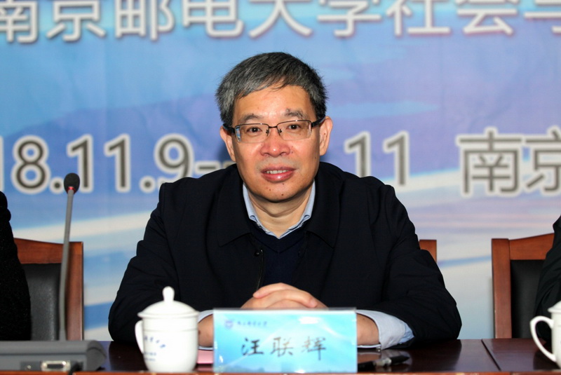 人口学者_人口学者黄文政